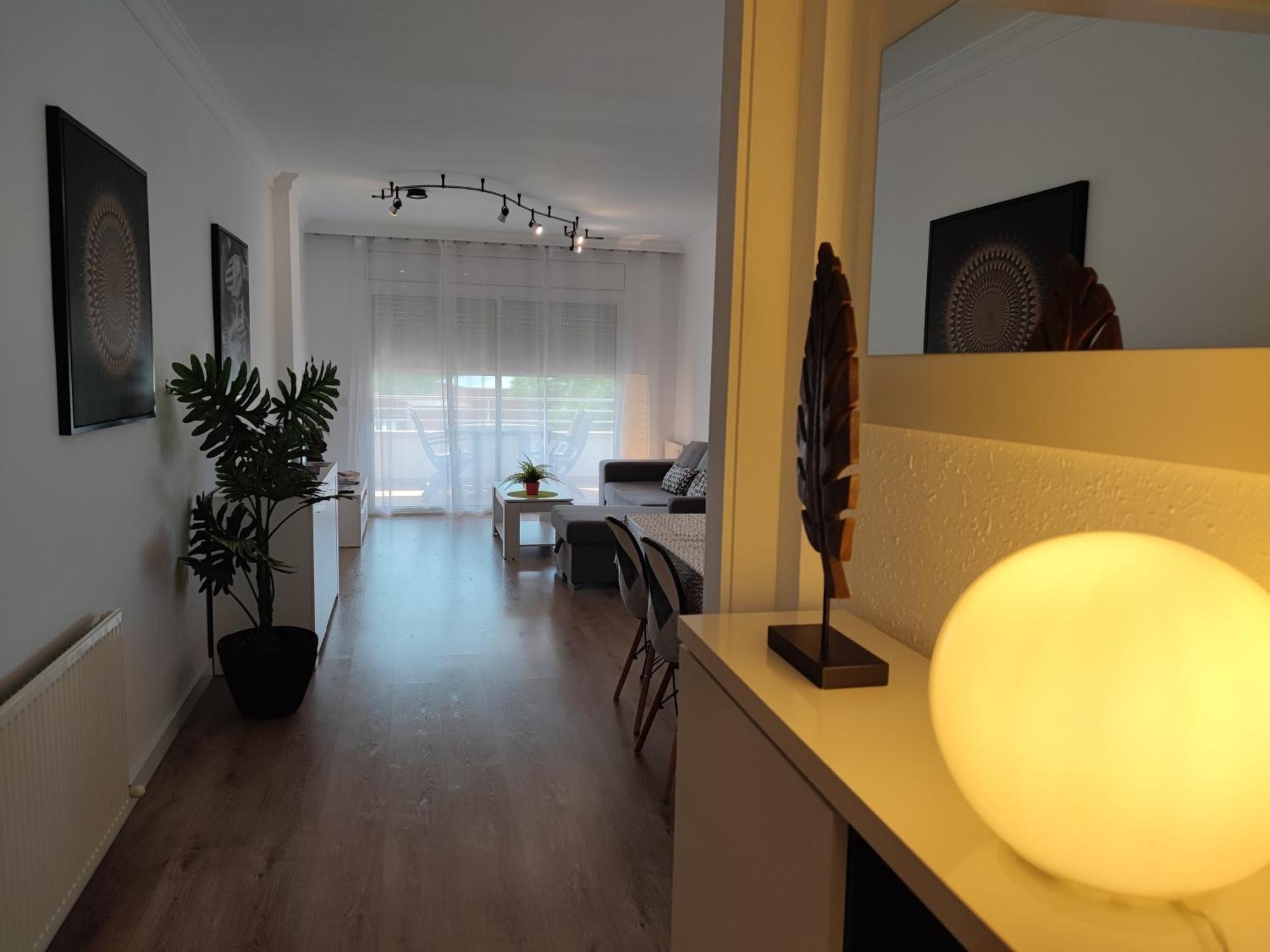 Apartamento Completo Muy Cerca Del Centro Ideal Para Familias Con Piscina Figueres  Exterior foto